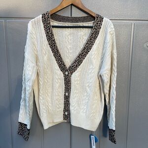 NWT Cupshe Chunky Sweater Cream and Leopard 🐆